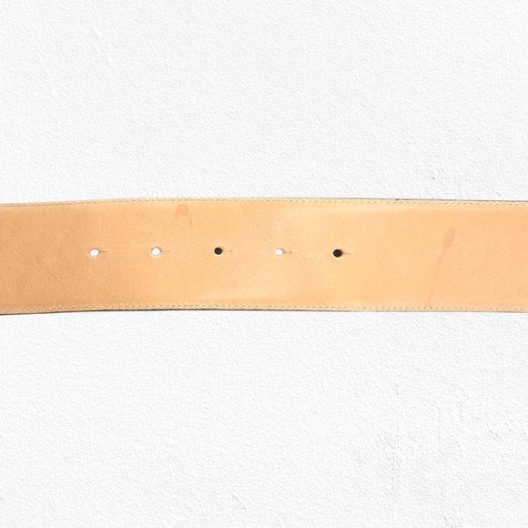 Coach Sig C Pierced Belt 90110 Tan Beige Gold Square Buckle Leather Size Medium - Picture 2 of 10